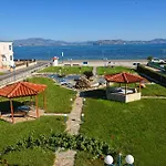 Akrogiali